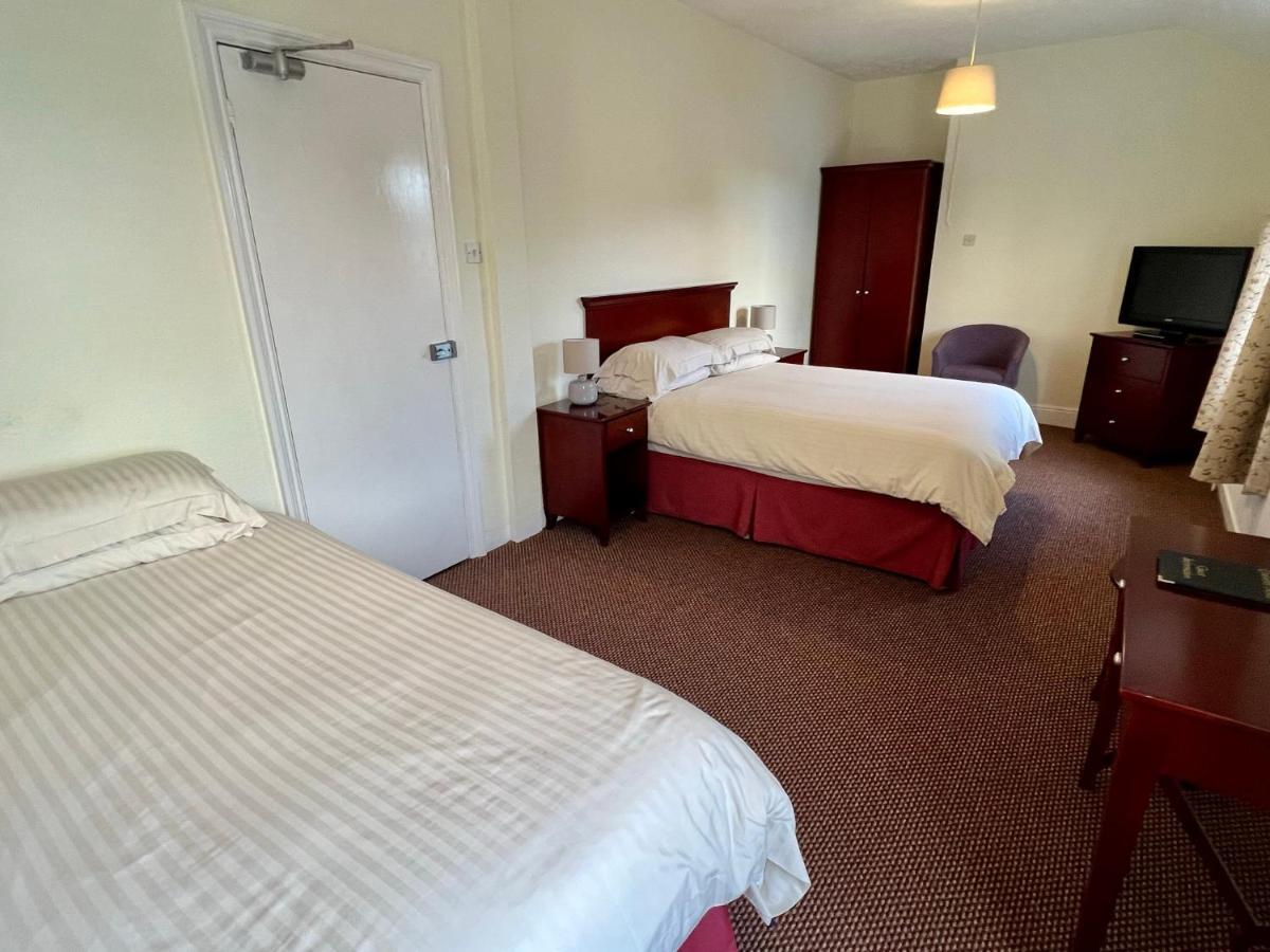 Calverts Hotel - Newport, Isle Of Wight מראה חיצוני תמונה