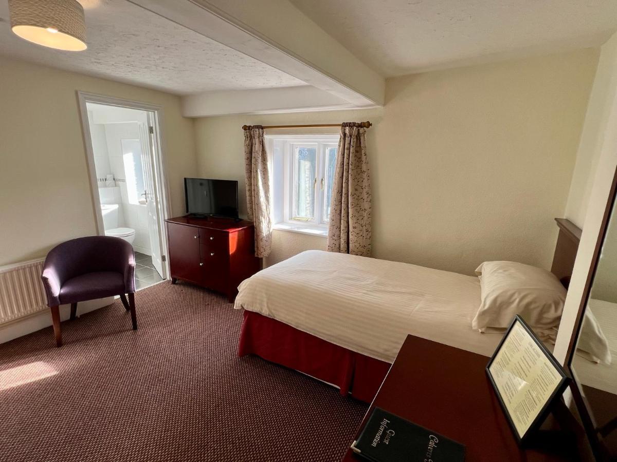 Calverts Hotel - Newport, Isle Of Wight מראה חיצוני תמונה